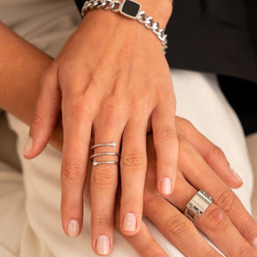 Anel Espiral com Zircônia Prata