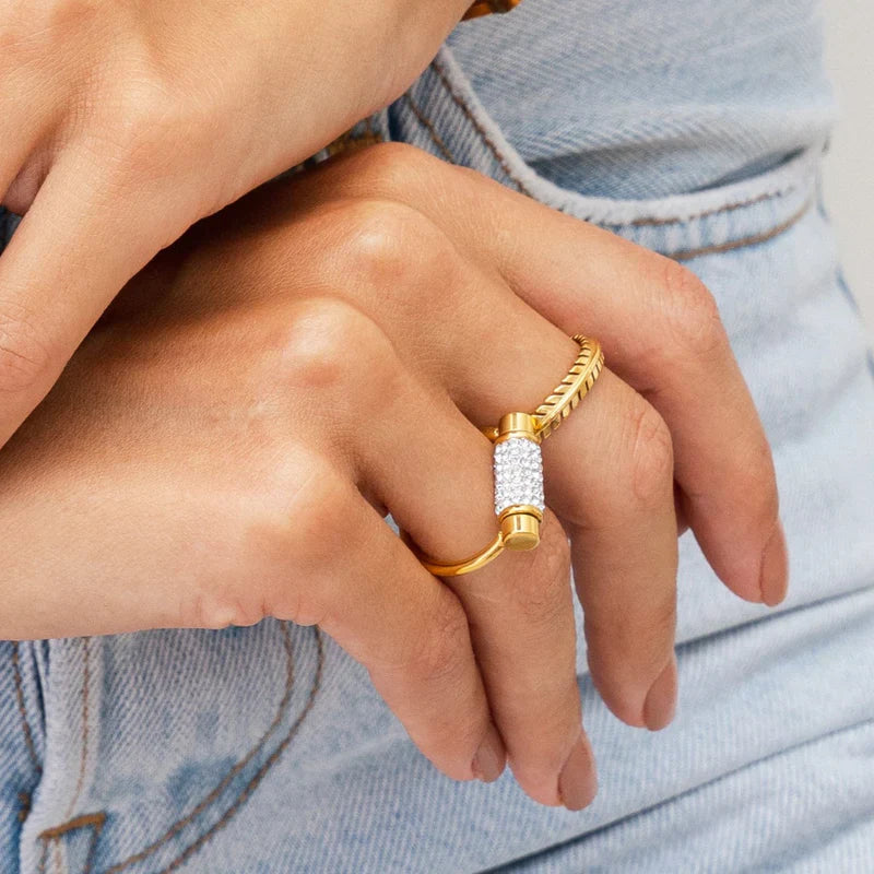 Anel Luma com Zircônia Banhado a Ouro 18k