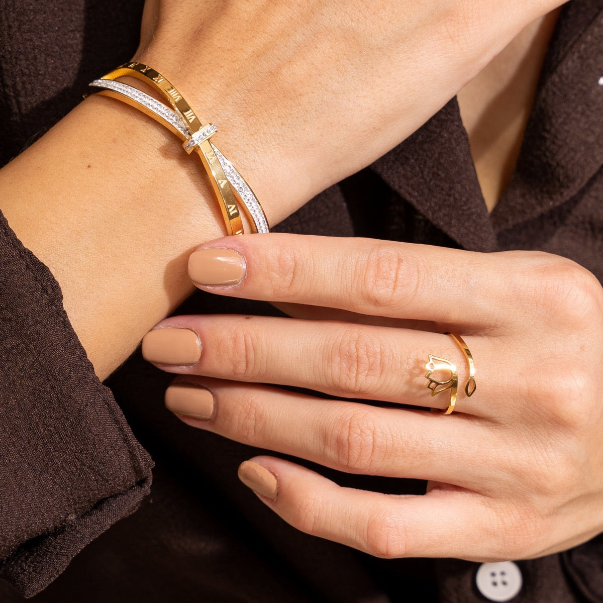 Anel de Lótus Ajustável Banhado a Ouro 18k