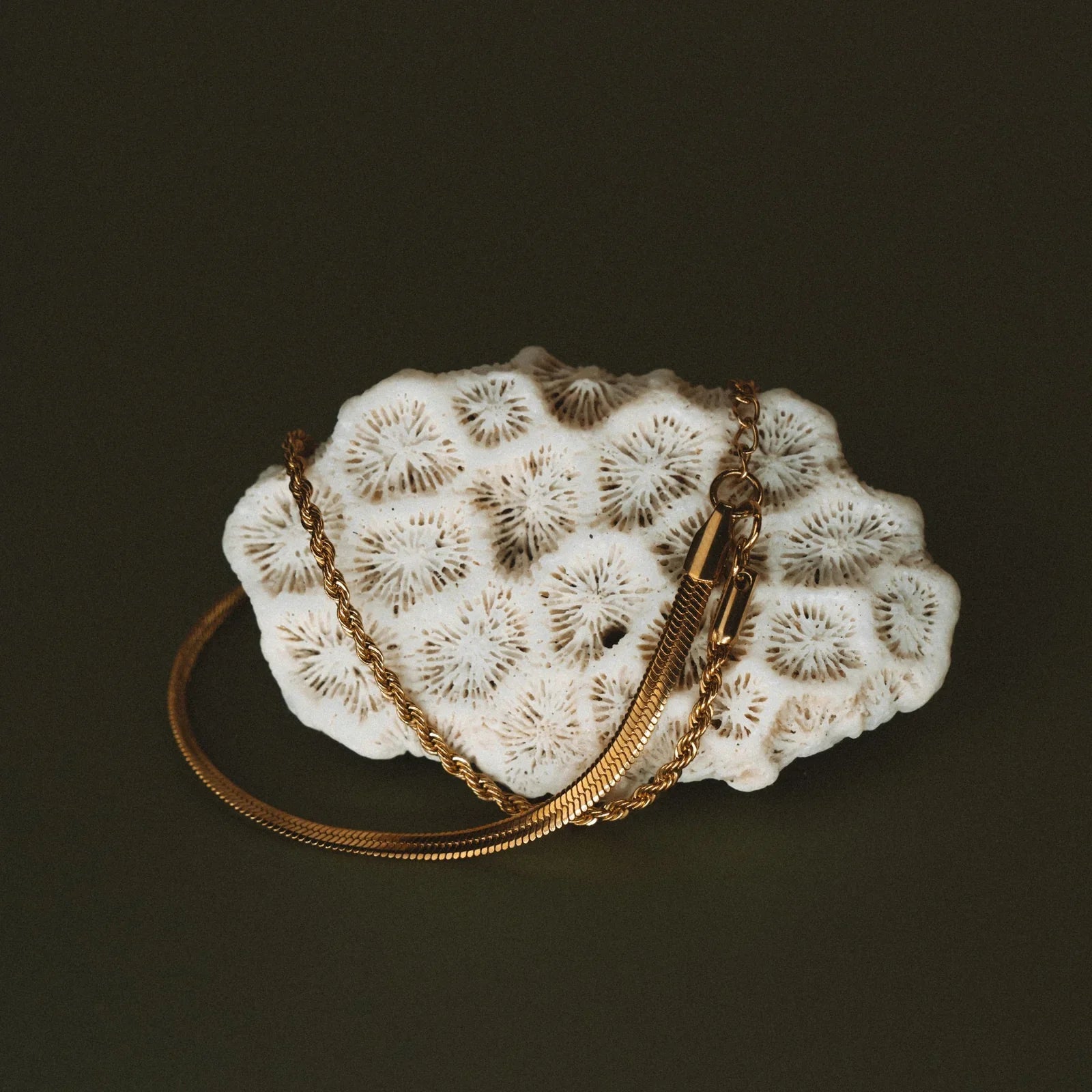 Kit Pulseira em Camadas Banhado a Ouro 18K